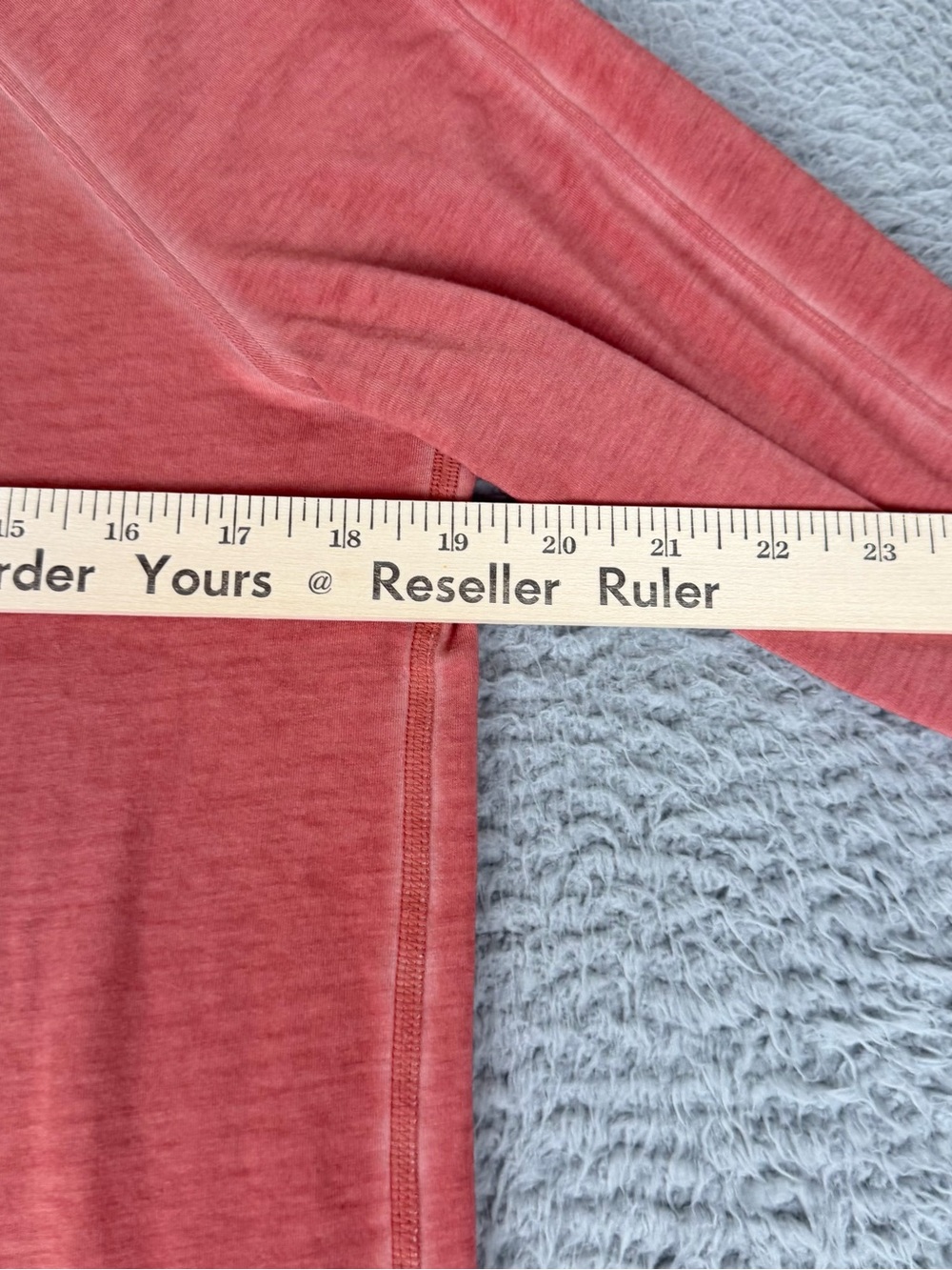 Lululemon Top Womens 8 Coral Faded Long Sleeve Round Neck Athletic Preppy - Picture 7 of 8